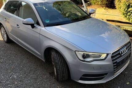 Audi A3 92.000 km 12.500 &euro; Attendorn 57439