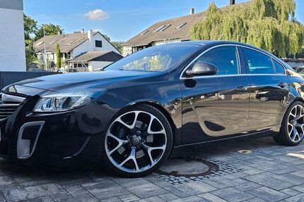 Opel Insignia 195.000 km 8.500 &euro; Nauheim 64569