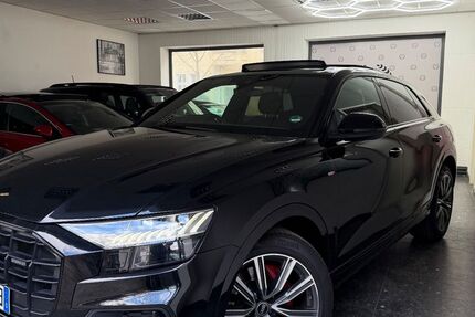 Audi Q8 362.000 km 39.990 &euro; Berlin 10829