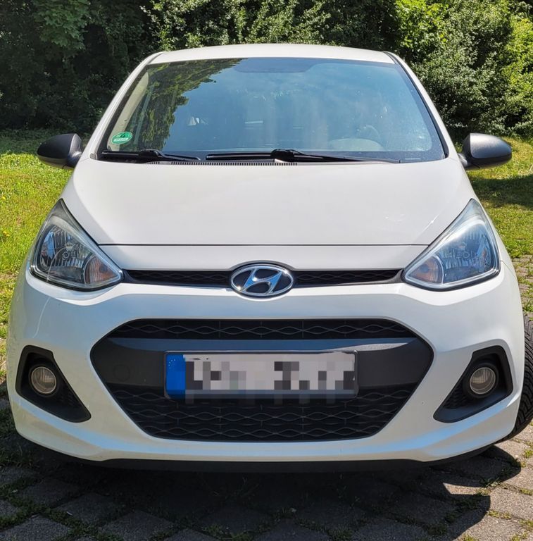 i10