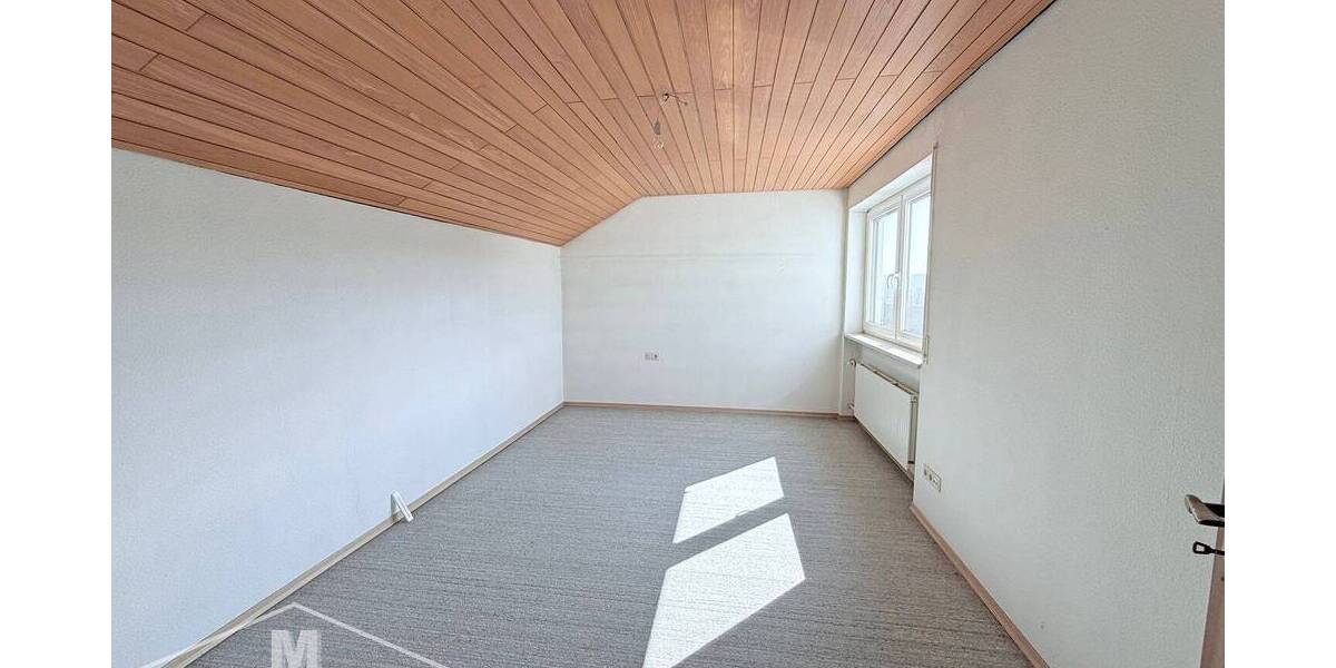 Einfamilienhaus Greding - 6 Zimmer, 124 m&sup2;, 370.000&euro; | Angebot:26037615