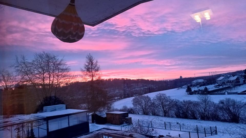 Etagenwohnung Düngenheim - 3 Zimmer, 83 m&sup2;, 600&euro; | Angebot:25394368