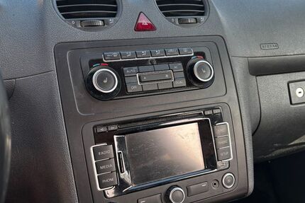 VW Caddy Maxi 322.510 km 5.990 &euro; Göda 02633