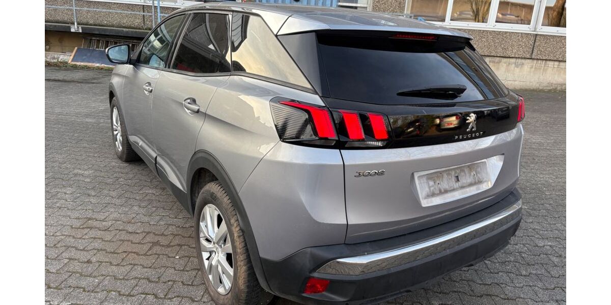 Peugeot 3008 159.892 km 12.257 &euro; Frankfurt am Main 60389