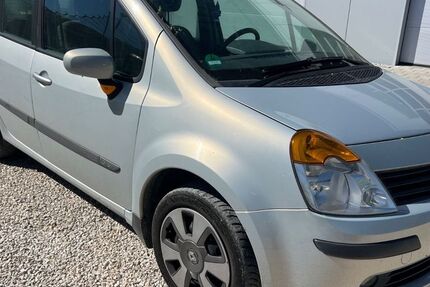 Renault Modus 221.600 km 799 &euro; Langenau 89129