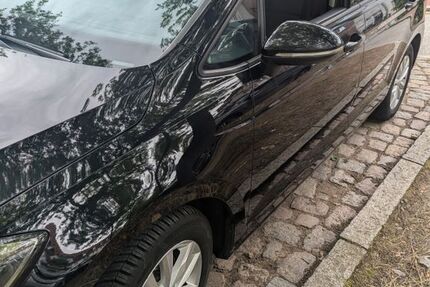 VW Touran 175.000 km 18.000 &euro; Lübeck 23554