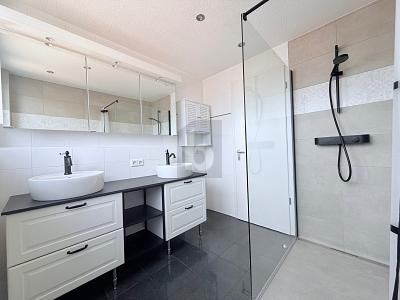 WOHNJUWEL AUF ZWEI EBENEN MIT ELEGANTEM FLAIR - Maisonettenwohnung Pleidelsheim | Angebot:26308992