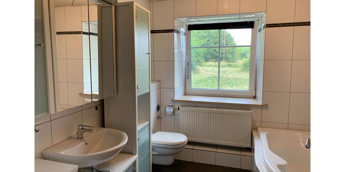 Erdgeschoßwohnung Neukirchen-Balbini Balbini - 3 Zimmer, 78 m&sup2;, 350&euro; | Angebot:26699692