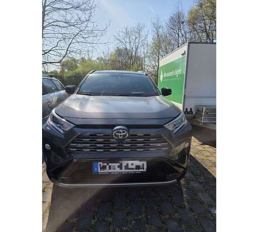 RAV 4