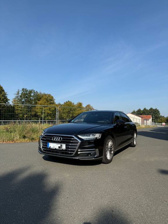 Audi A8 120.000 km 52.800 € Berlin 12557