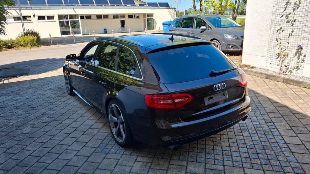 Audi A4 191.000 km 9.000 € Äpfingen 88437