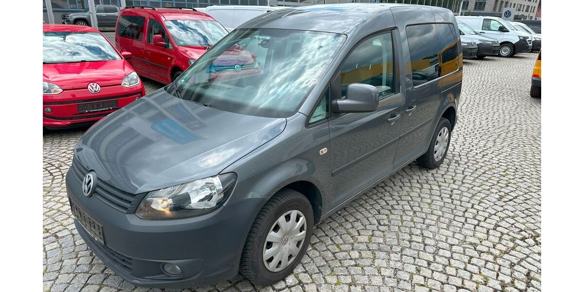 VW Caddy 176.000 km 4.800 &euro; Stuttgart 70378