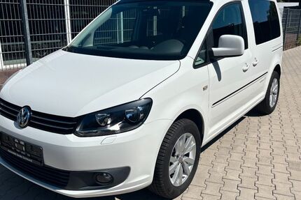 VW Caddy 141.314 km 11.900 &euro; Dortmund 44145