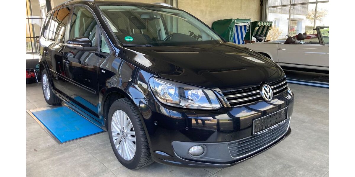 VW Touran 150.000 km 10.999 &euro; Nübelfeld / Steinbergkirche 24972