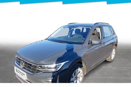 VW Tiguan 40.757 km 26.930 &euro; Berlin 10587