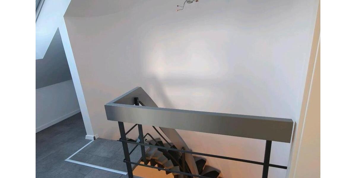 Doppelhaushälfte Wadern - 6 Zimmer, 190 m&sup2;, 1.350&euro; | Angebot:26409659