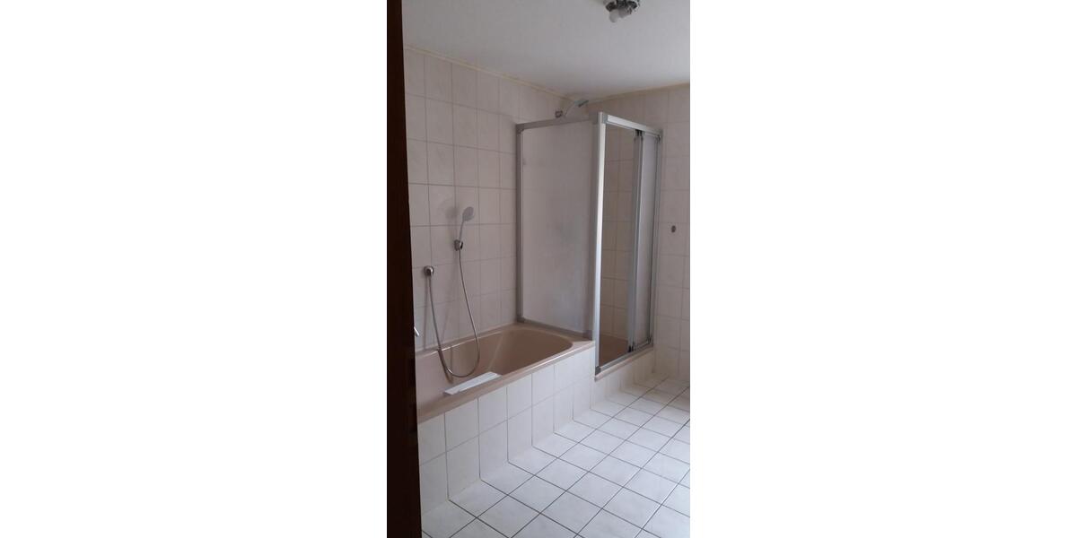 Vermiete kleines Haus 4 zimmer