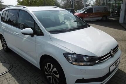 VW Touran 72.000 km 22.990 &euro; Wolfsburg 38448