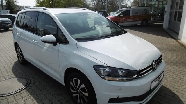 VW Touran 72.000 km 22.990 &euro; Wolfsburg 38448
