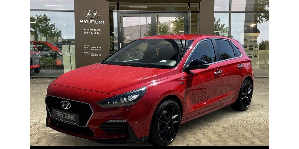 Hyundai i30 40.546 km 16.499 &euro; Leipzig 04328
