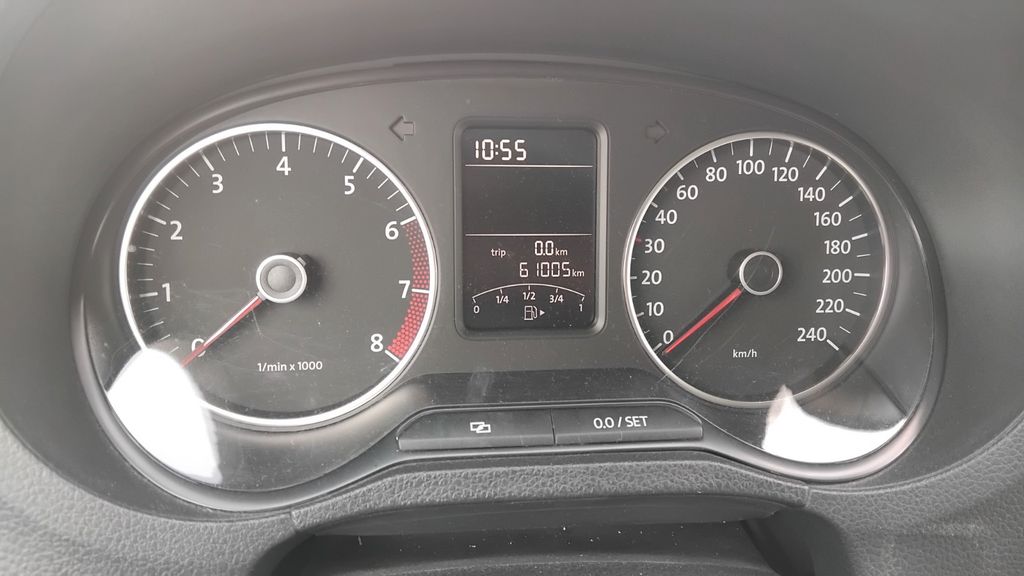 VW Polo 61.100 km 6.870 &euro; Münzenberg 35516