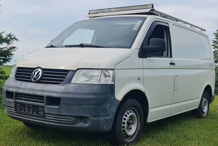 VW T5 Transporter 269.000 km 11.999 &euro; Sachsendorf 39240