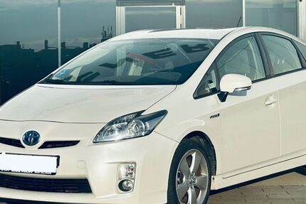 Toyota Prius 225.390 km 6.570 € Fellbach 70736