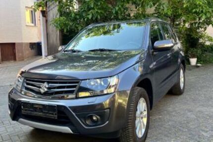 Suzuki Grand Vitara 165.000 km 7.999 &euro; Usingen 61250