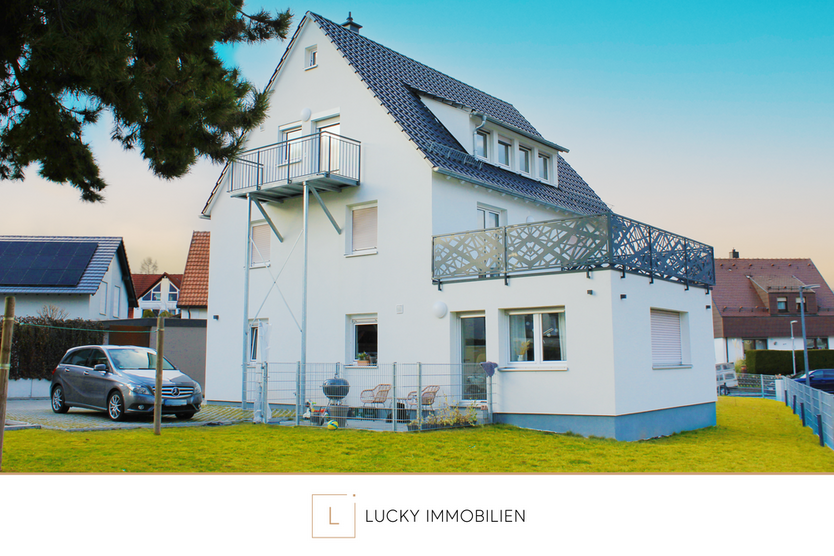 Haus zum Kaufen in Böblingen 909.000 € 194.02 m²