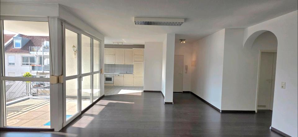 Etagenwohnung Raunheim - 3 Zimmer, 78 m&sup2;, 1.610&euro; | Angebot:25833976