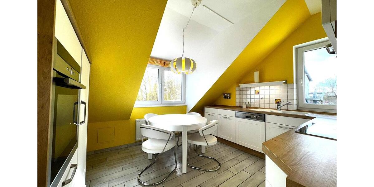 Dachgeschoßwohnung Wiesbaden Mainz-Kastel - 2 Zimmer, 65 m&sup2;, 1.160&euro; | Angebot:25899521