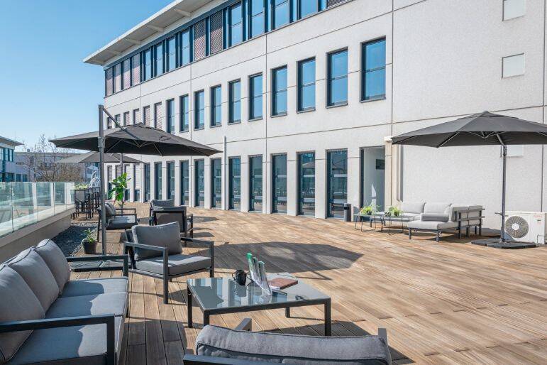 Moderne Offices und Coworking mit Dachterrasse - All-in-Miete
