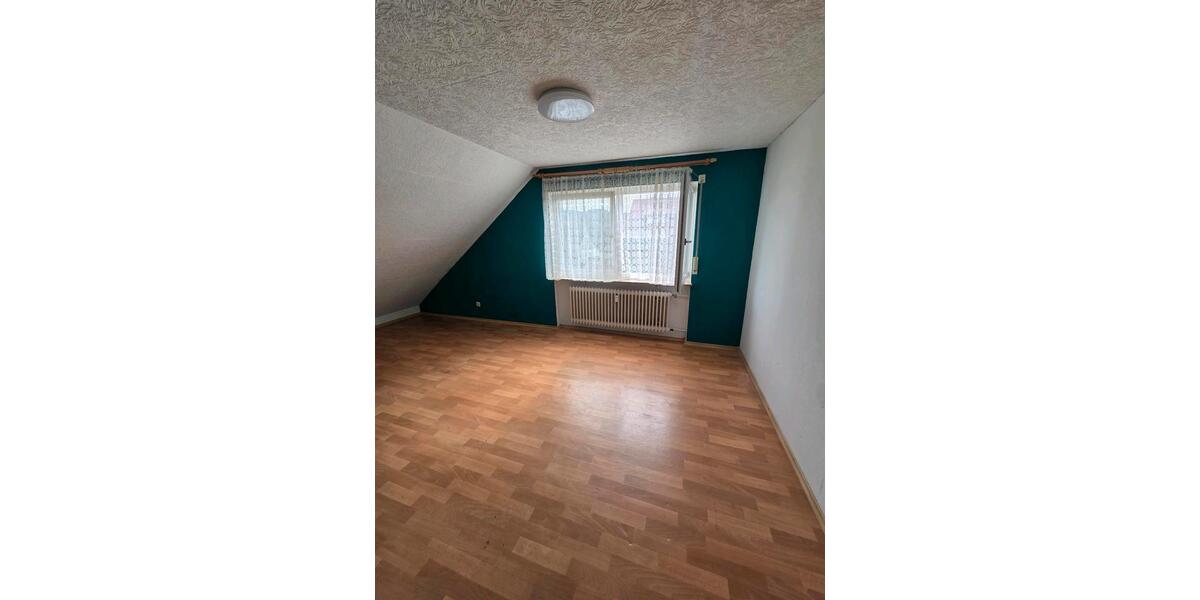 Dachgeschoßwohnung Zell am Harmersbach - 4 Zimmer, 99 m&sup2;, 270.000&euro; | Angebot:27008593