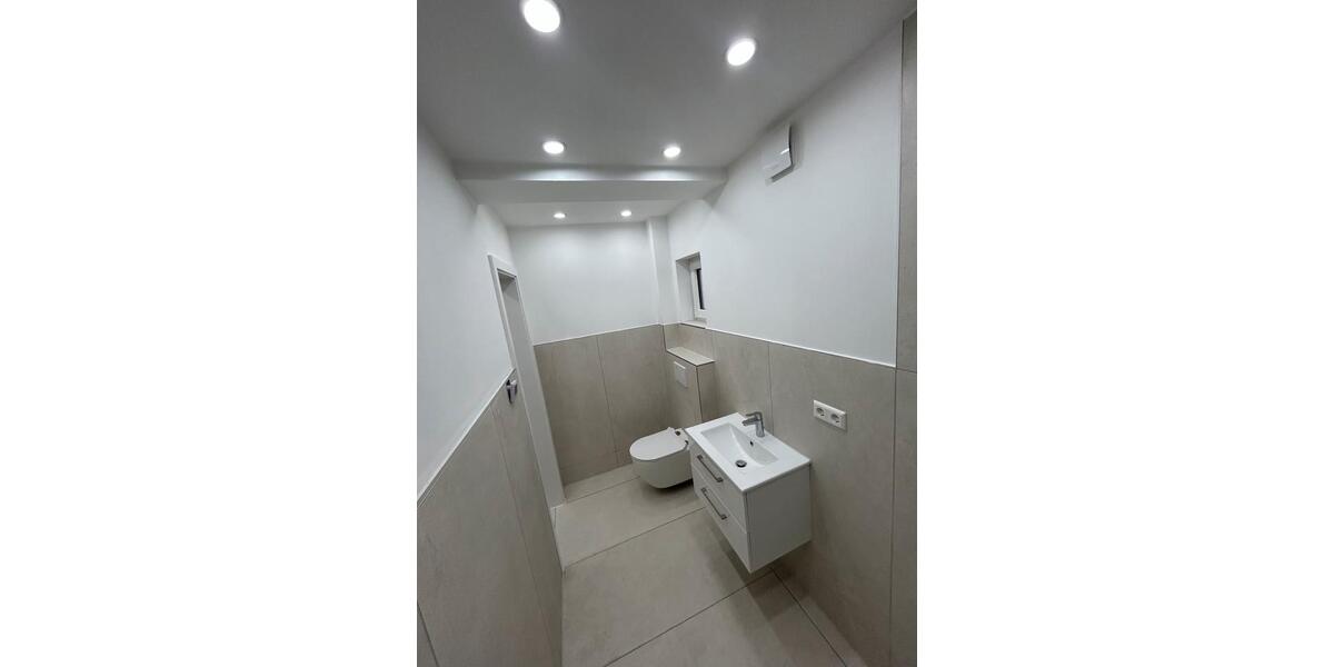 Kernsanierte 2 Zimmer Wohnung 2 zimmer