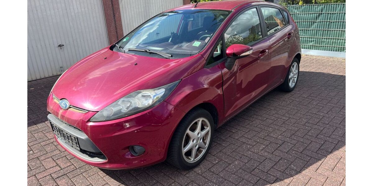 Ford Fiesta 221.973 km 1.499 &euro; Recklinghausen 45661