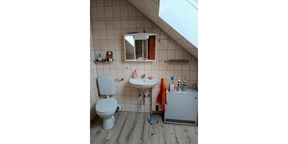 Einfamilienhaus Idar-Oberstein Oberstein - 7 Zimmer, 151 m&sup2;, 130.000&euro; | Angebot:26818568