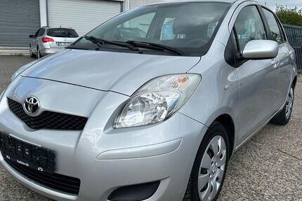 Toyota Yaris 144.000 km 3.990 &euro; Münster 48157