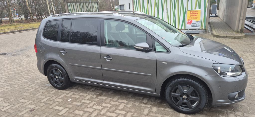 VW Touran 207.500 km 7.490 &euro; Lancken Granitz 18586