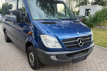 Mercedes-Benz Sprinter 223.758 km 6.900 &euro; München OT Trudering-Riem 81825