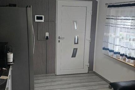 Wohnung 3.5 Zimmer mit Garten und Gartenhaus 3.5 zimmer