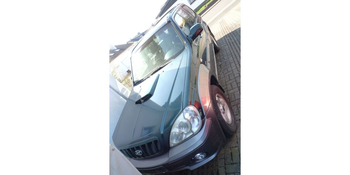 Hyundai Terracan 143.000 km 5.500 &euro; Lahnau 35633