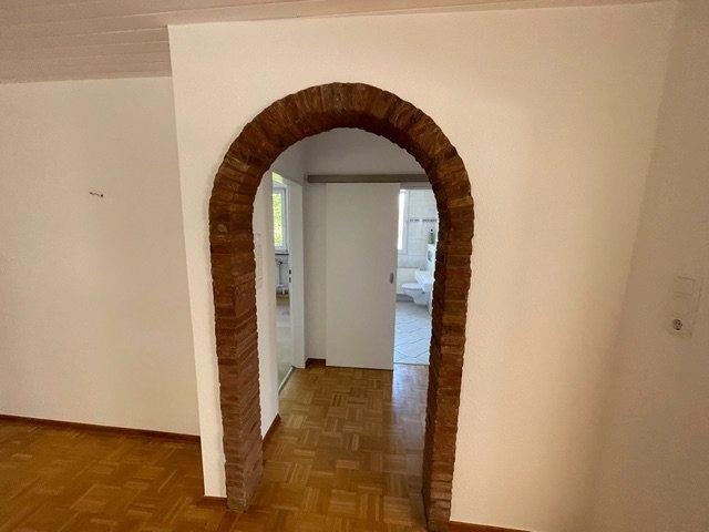 Bungalow Homberg (Efze) - 8 Zimmer, 170 m&sup2;, 365.000&euro; | Angebot:27121035