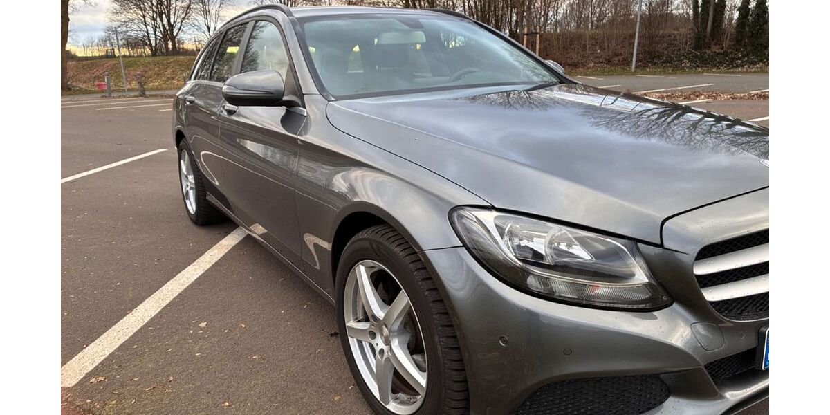 Mercedes-Benz 200 166.000 km 13.999 &euro; Ankum 49577