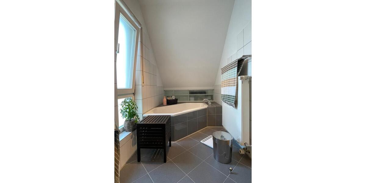 Einfamilienhaus Ellhofen - 5 Zimmer, 128 m&sup2;, 490.000&euro; | Angebot:26726096