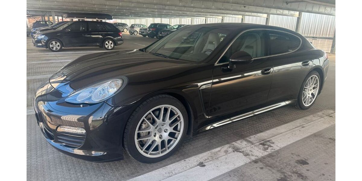 Porsche Panamera 115.000 km 27.000 &euro; Hamburg 22159
