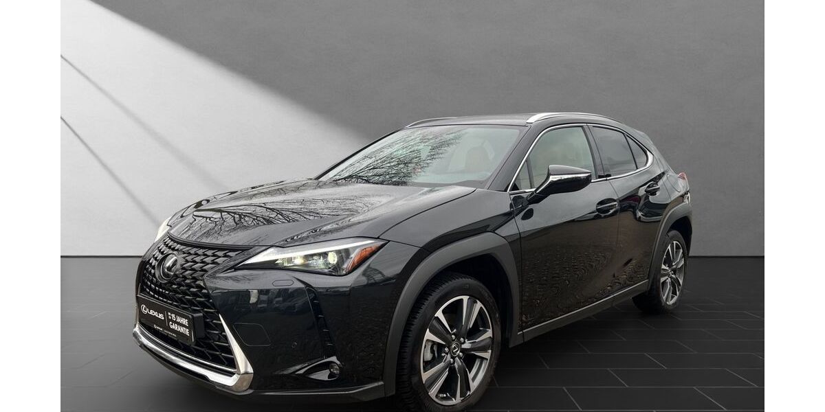 Lexus UX 21.240 km 27.950 &euro; Duisburg 47055