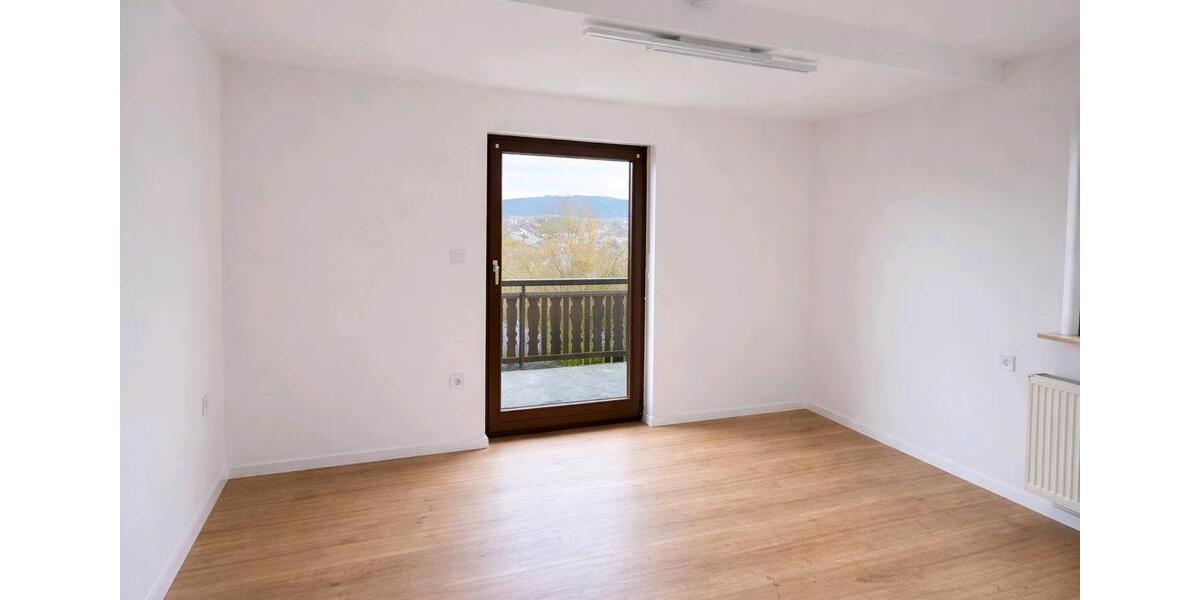 Etagenwohnung Frankenberg (Eder) - 3 Zimmer, 80 m&sup2;, 1.080&euro; | Angebot:26342874