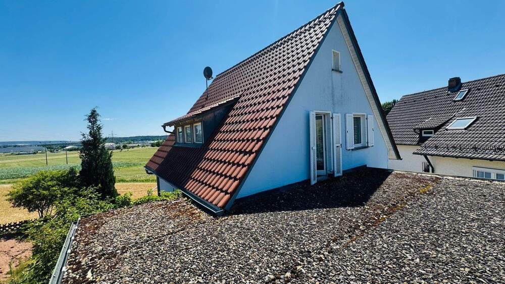 Wohnhaus in ruhiger Ortsrandlage von Sulzbach-Rosenberg zimmer