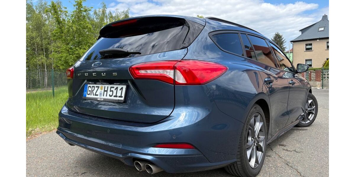 Ford Focus 52.500 km 14.700 &euro; Ronneburg 07580