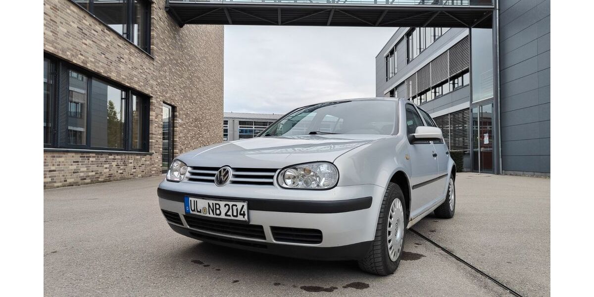 VW Golf 199.000 km 990 &euro; Ehingen 89584